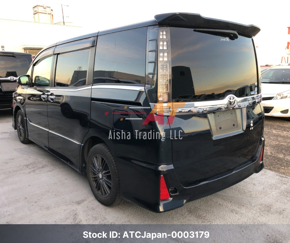 2015 Toyota Voxy